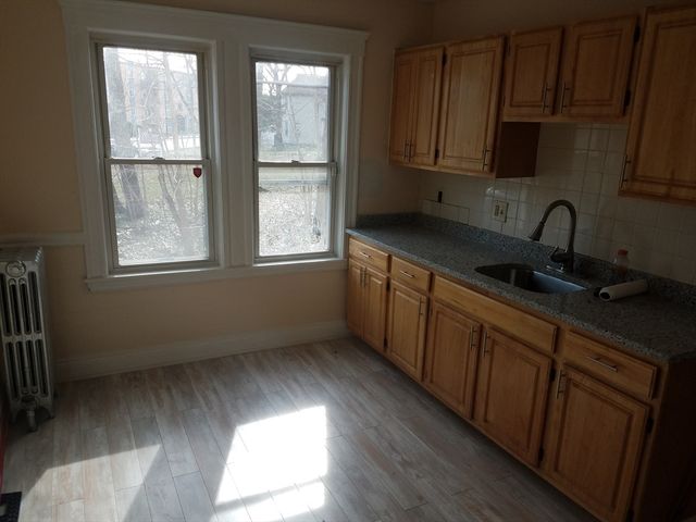 691 River St 2, Boston, MA 02136