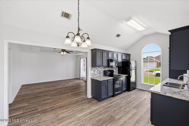 305 Cedar Grove Lane, Pearl, MS 39208