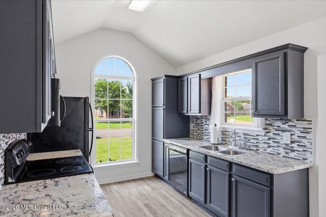 305 Cedar Grove Lane, Pearl, MS 39208