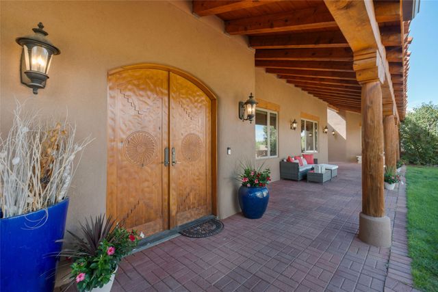 236 Tano Road, Santa Fe, NM 87506