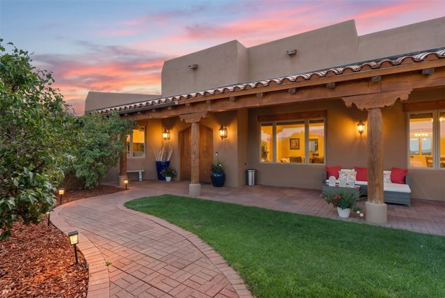 236 Tano Road, Santa Fe, NM 87506