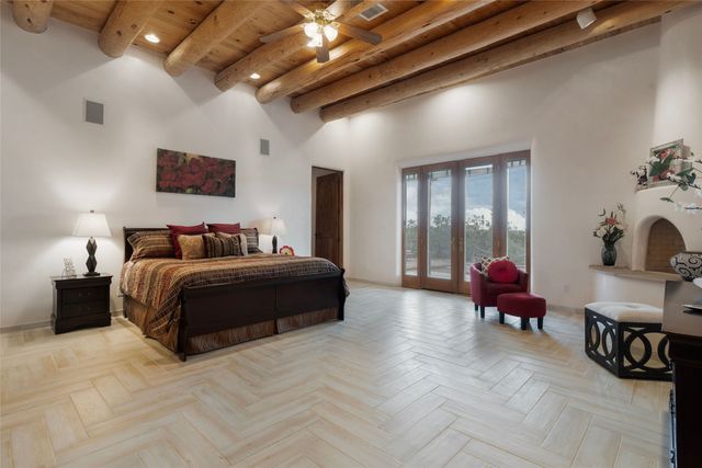 236 Tano Road, Santa Fe, NM 87506