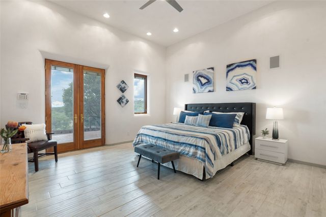236 Tano Road, Santa Fe, NM 87506