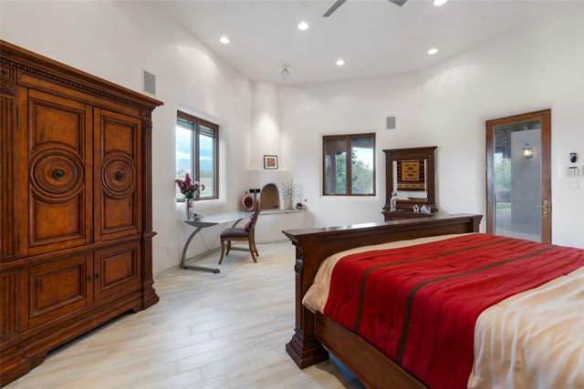 236 Tano Road, Santa Fe, NM 87506