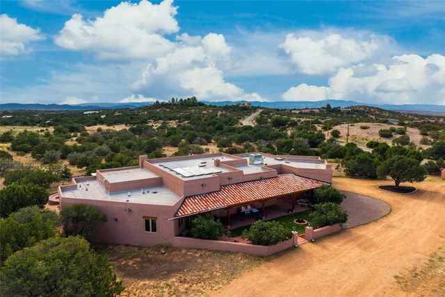 236 Tano Road, Santa Fe, NM 87506