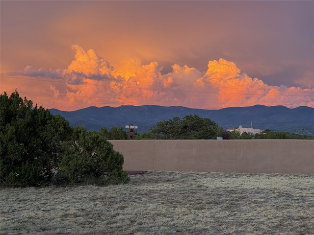 236 Tano Road, Santa Fe, NM 87506