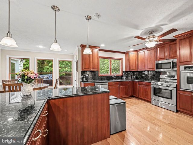 98 WATEREDGE LN, Fredericksburg, VA 22406