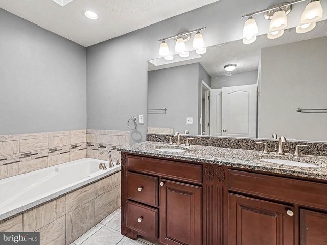 98 WATEREDGE LN, Fredericksburg, VA 22406