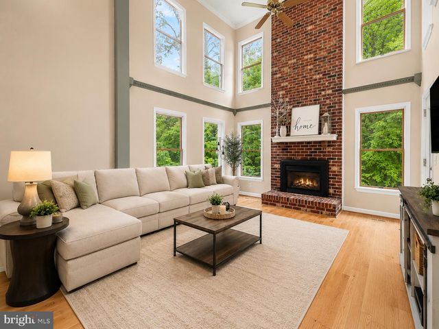 98 WATEREDGE LN, Fredericksburg, VA 22406