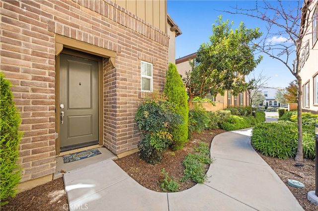 7047 Montecito, Eastvale, CA 92880