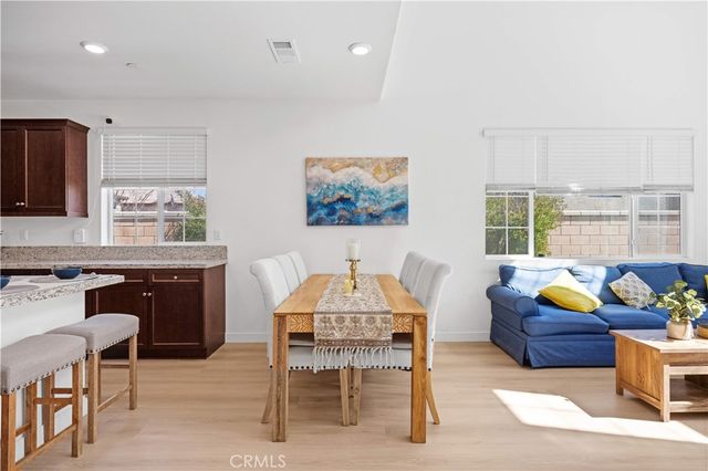 7047 Montecito, Eastvale, CA 92880