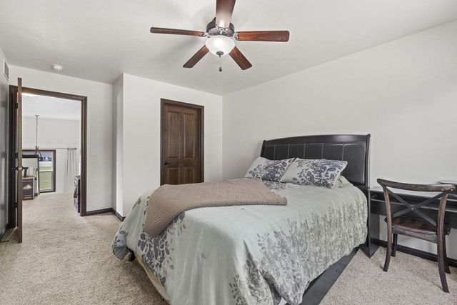 W7574 CROSS COUNTRY LANE, Hortonville, WI 54944