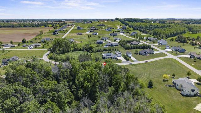 W7574 CROSS COUNTRY LANE, Hortonville, WI 54944