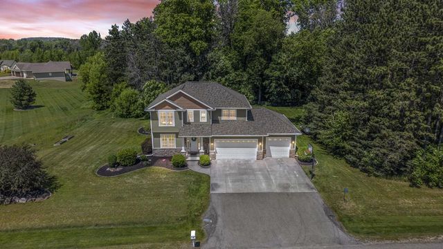 W7574 CROSS COUNTRY LANE, Hortonville, WI 54944