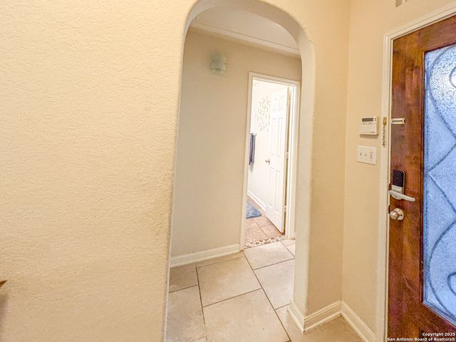 25010 Buttermilk Ln, San Antonio, TX 78255