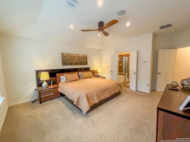 25010 Buttermilk Ln, San Antonio, TX 78255