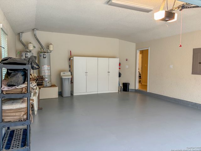 25010 Buttermilk Ln, San Antonio, TX 78255