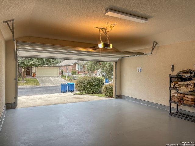 25010 Buttermilk Ln, San Antonio, TX 78255