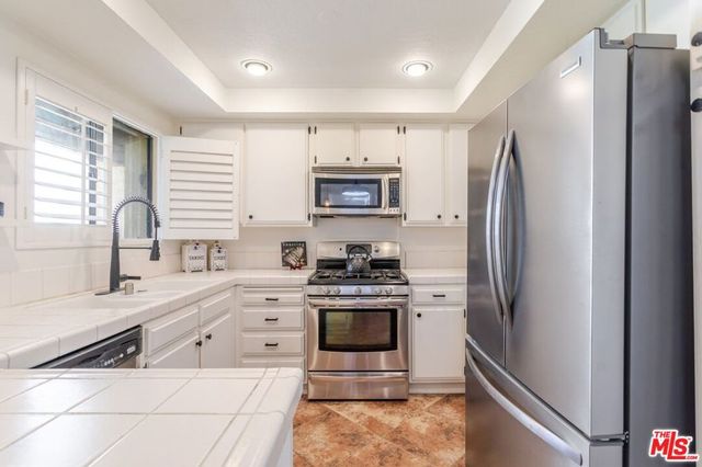 4852 Cabana Drive 202, Huntington Beach, CA 92649