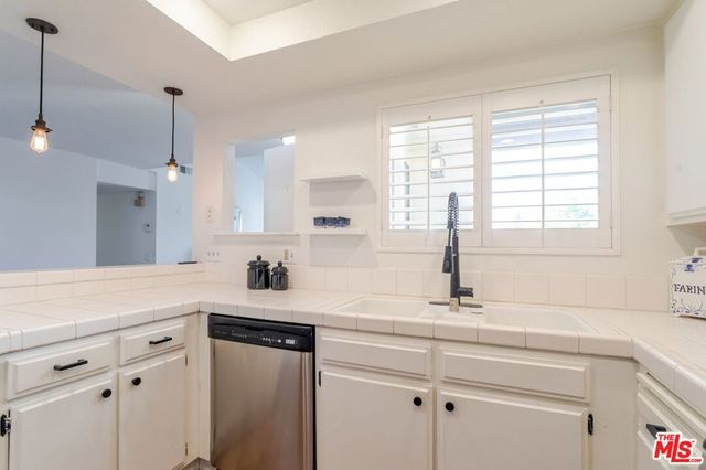 4852 Cabana Drive 202, Huntington Beach, CA 92649