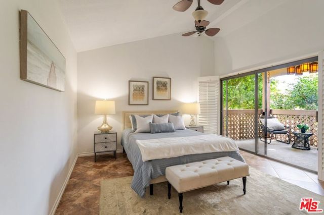 4852 Cabana Drive 202, Huntington Beach, CA 92649