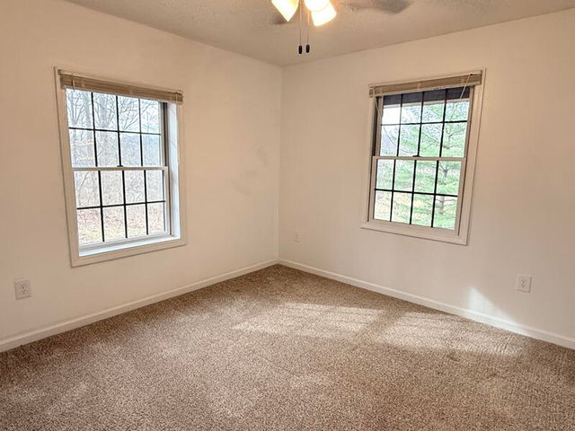 305 Halcomb Drive, Somerset, KY 42501