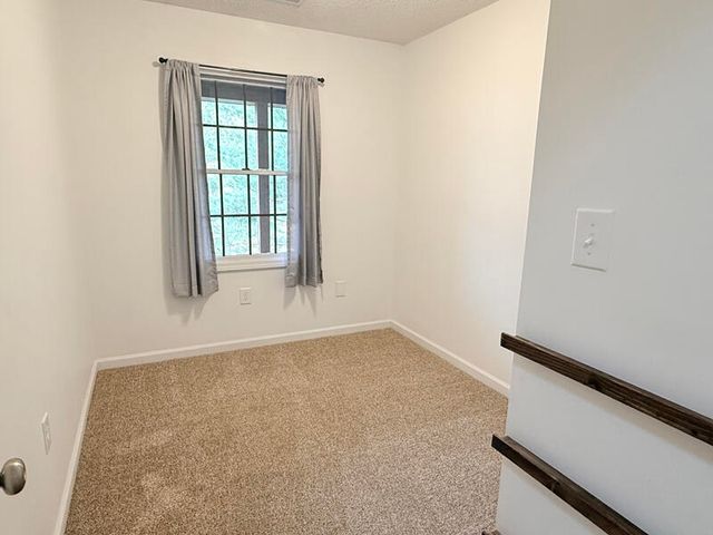 305 Halcomb Drive, Somerset, KY 42501