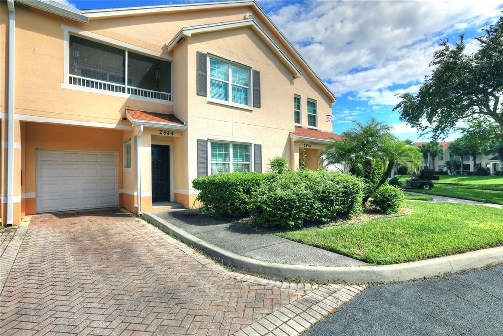 2584 57th Circle 2584, Vero Beach, FL 32966
