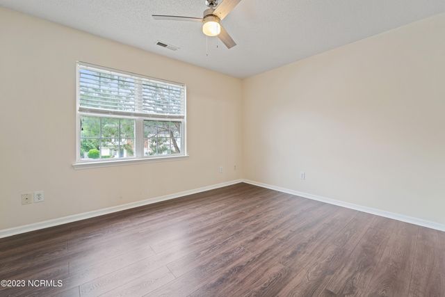 207 Pinegrove Court, Jacksonville, NC 28546