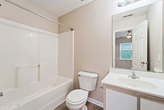 207 Pinegrove Court, Jacksonville, NC 28546