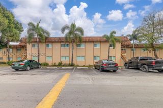 2804 NW 39th Way 201, Lauderdale Lakes, FL 33311