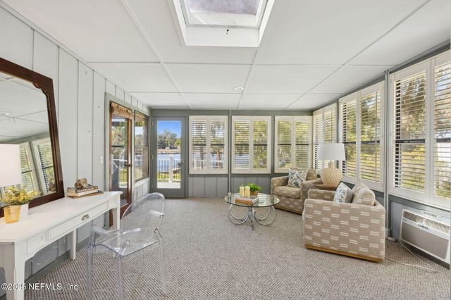 6750 OAKWOOD Drive, Jacksonville, FL 32211