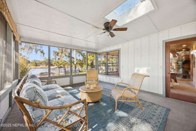 6750 OAKWOOD Drive, Jacksonville, FL 32211