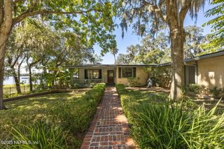 6750 OAKWOOD Drive, Jacksonville, FL 32211