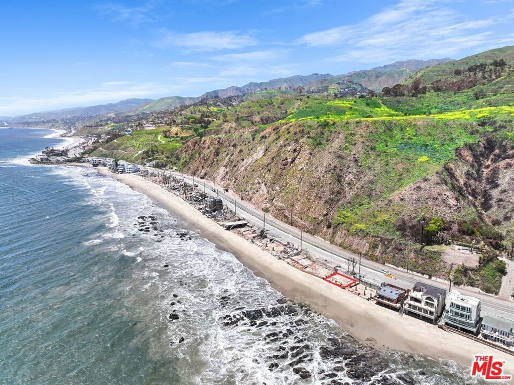 Image 10 of property listing at 20802 Pacific Coast Highway, Malibu, CA 90265