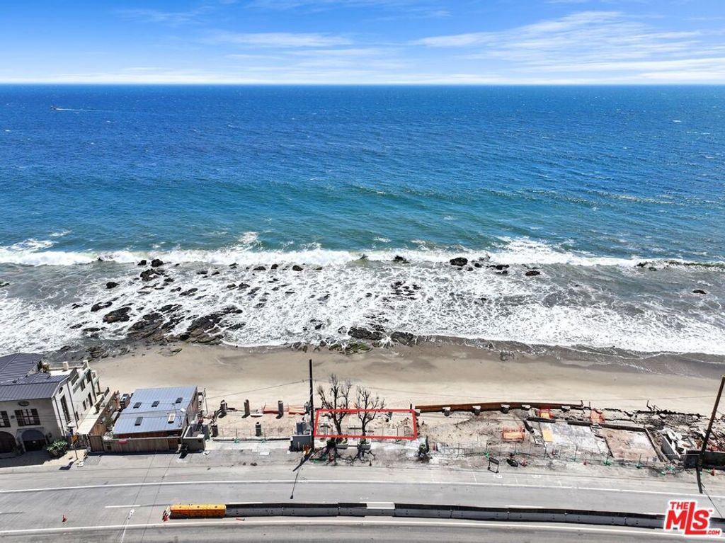 Image 33 of property listing at 20802 Pacific Coast Highway, Malibu, CA 90265