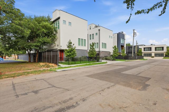 2015 California Drive 105, Dallas, TX 75204