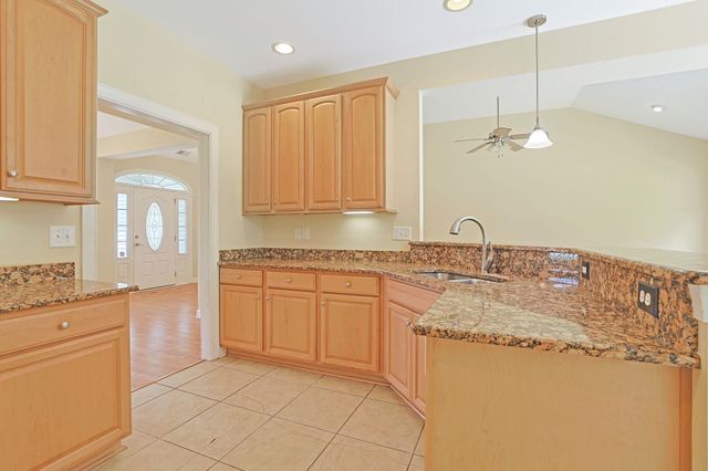310 Moulton Dr., Longs, SC 29568