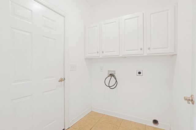 310 Moulton Dr., Longs, SC 29568