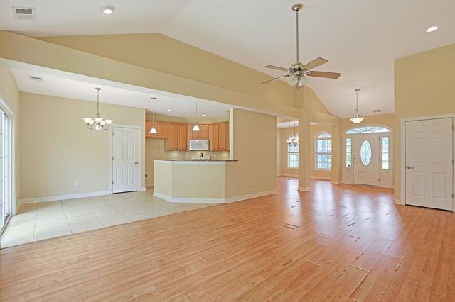 310 Moulton Dr., Longs, SC 29568