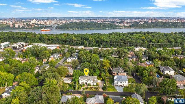 45 Marjorie Terrace, Englewood Cliffs, NJ 07632
