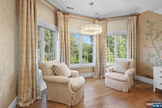 45 Marjorie Terrace, Englewood Cliffs, NJ 07632