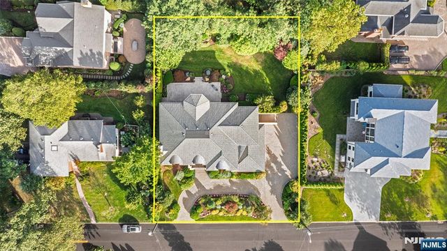 45 Marjorie Terrace, Englewood Cliffs, NJ 07632