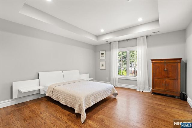 45 Marjorie Terrace, Englewood Cliffs, NJ 07632