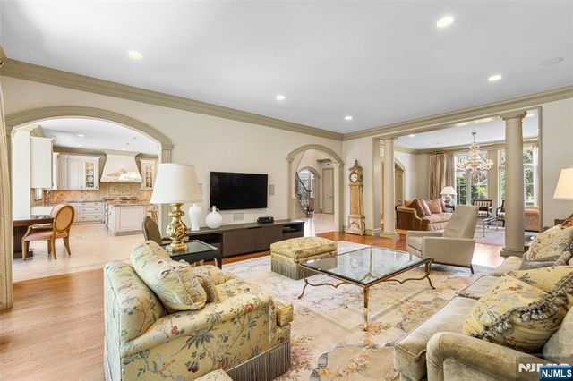 45 Marjorie Terrace, Englewood Cliffs, NJ 07632