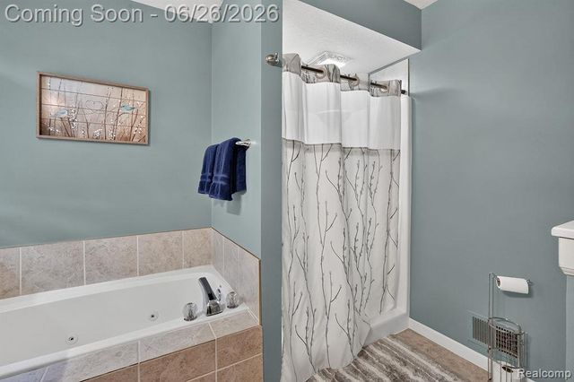 208 Carney Drive, Dundee Village, MI 48131