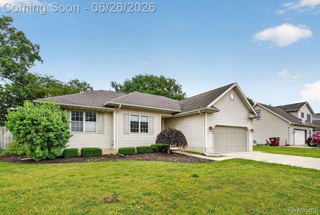 208 Carney Drive, Dundee Village, MI 48131