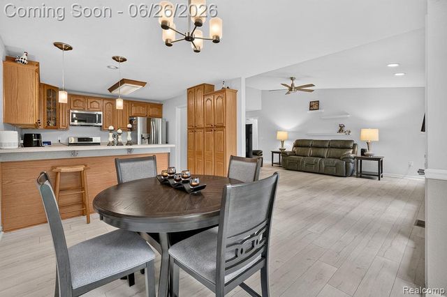 208 Carney Drive, Dundee Village, MI 48131