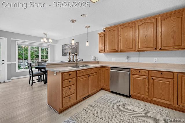 208 Carney Drive, Dundee Village, MI 48131