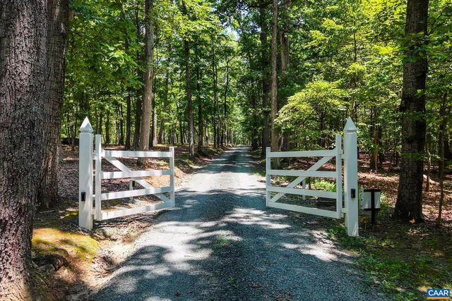 1790 LAMBS RD, Charlottesville, VA 22901